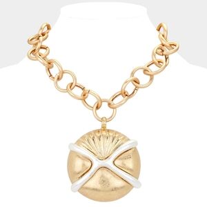 Gold Two-Tone Pendant Shell Chain Necklace